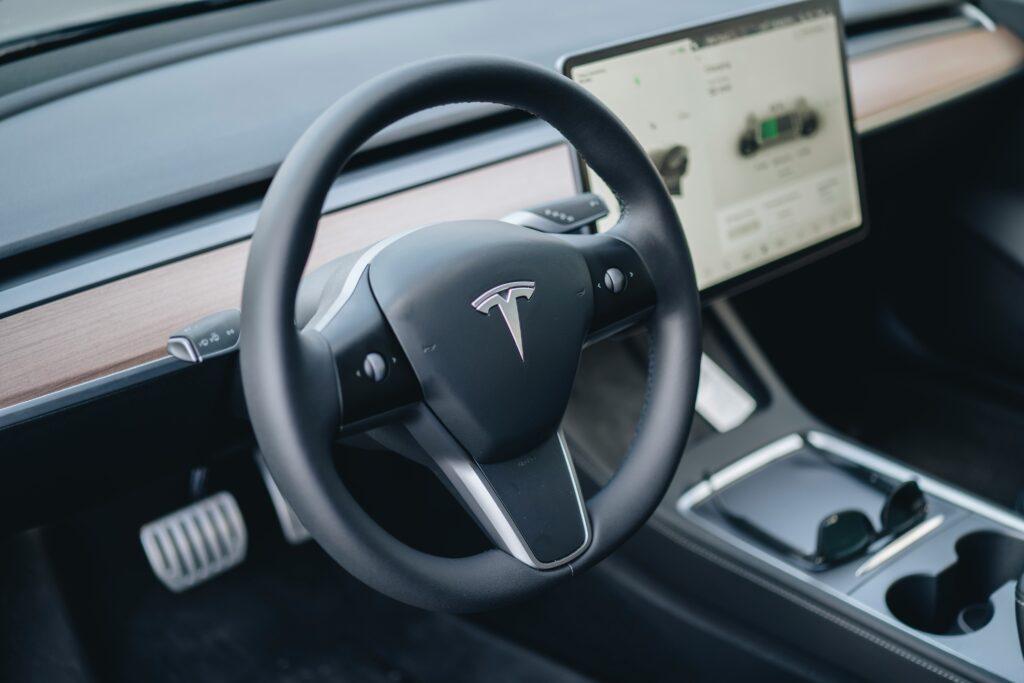 Professional Tesla repair and EV diagnostics services in Miami FL